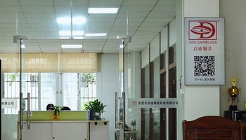 ���Ͼ���